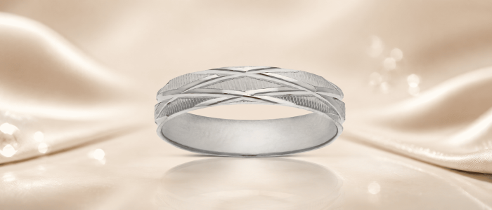 anillo plateado